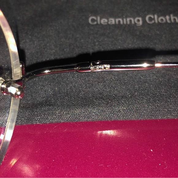 🆕 Glass 100% rimless frame from (Eyebuy Direct) with pouch cleaning cloth - Picture 4 of 8